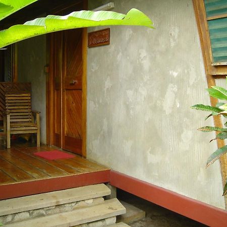Whistling Bird Hotel Negril Bagian luar foto